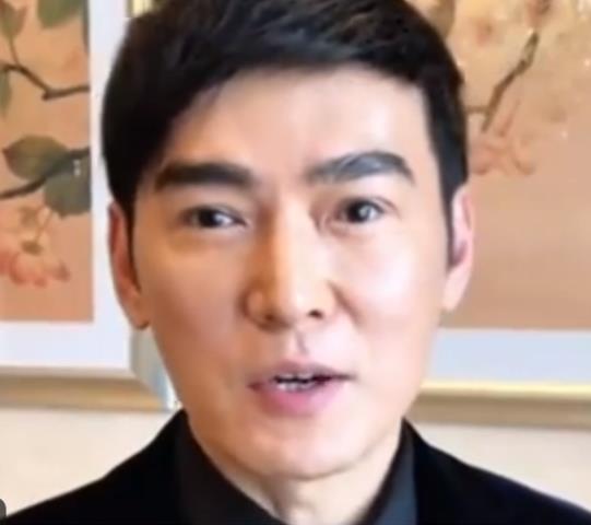 57岁焦恩俊罕谈离婚原因