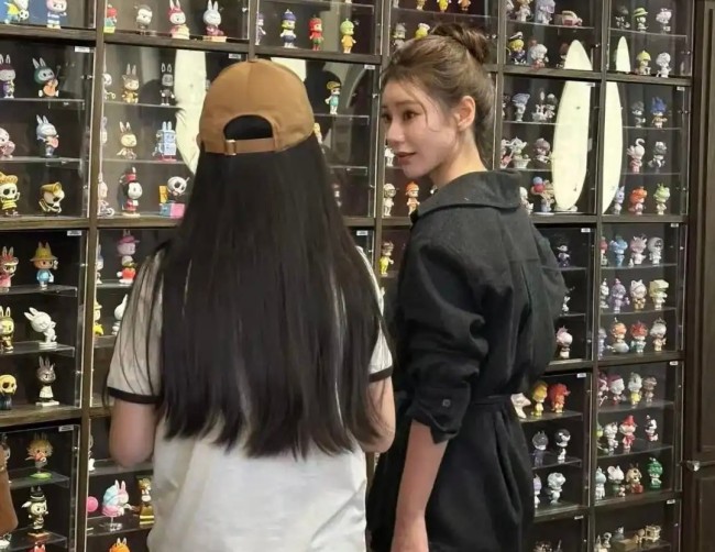 马筱梅为大S女儿庆生，温馨满满