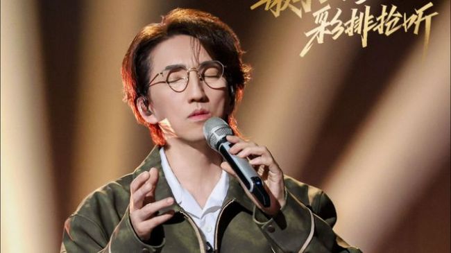何炅说到林志炫淘汰时抽泣红了眼眶 争议与真相背后的音乐战争