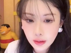 韦雪官宣与男朋友分手 以“和平分手”“合久必分”来描述此次分手！