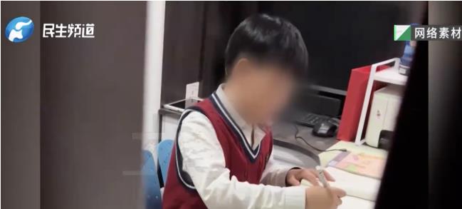 “听孩子说话跟加密一样听不懂”