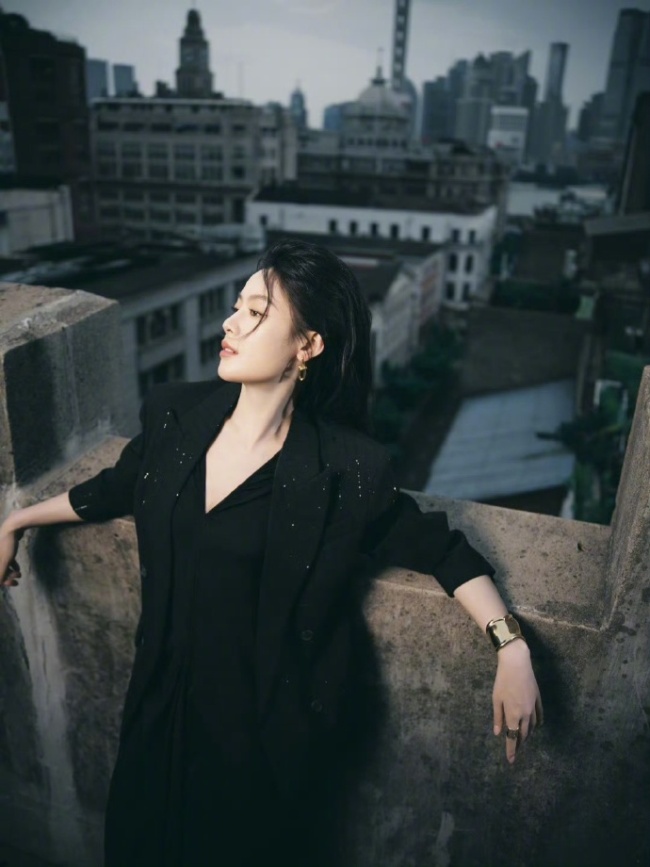 芭莎派对上的陈丽君可甜可酷，陈丽君的帅真不是装的