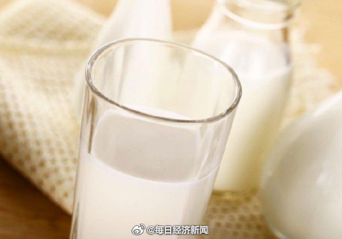 今日起 常温纯牛奶中禁止添加复原乳